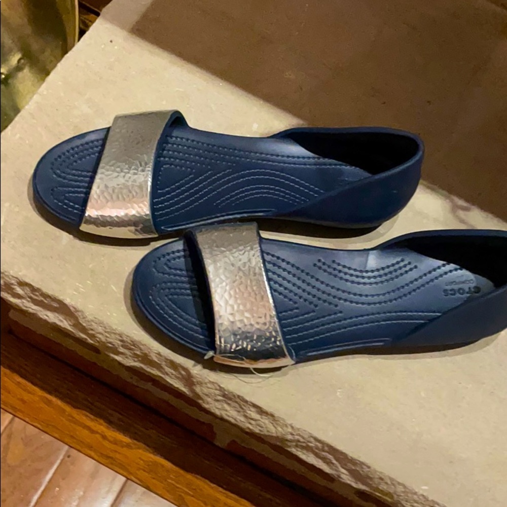 Crocs sandals size 9 Blue and Silver